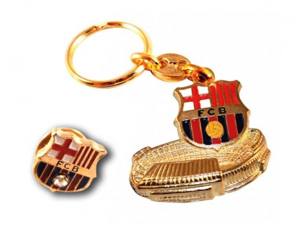 Llavero FC Barcelona Nou Camp con pin escudo Barca