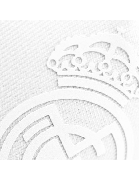 Gorra Real Madrid blanca con visera plana Junior escudo